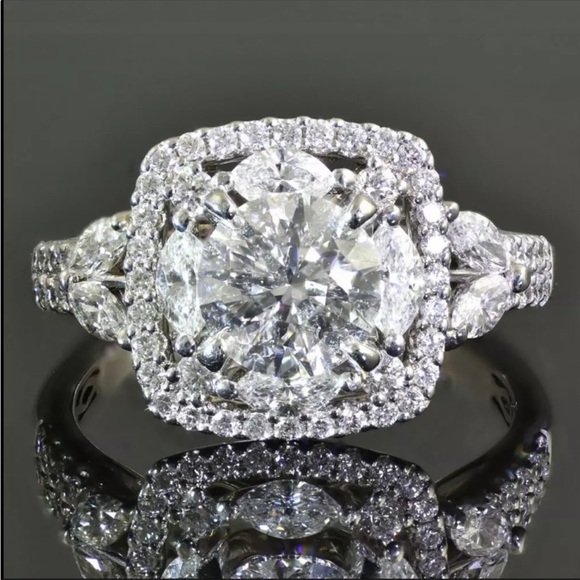 New Luxury 925 Silver square cut Diamond Ring 💍 - Picture 3 of 3